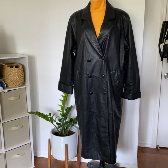 donna pelle Jackets & Blazers - Donna Pelle Vintage Leather Trench Jacket